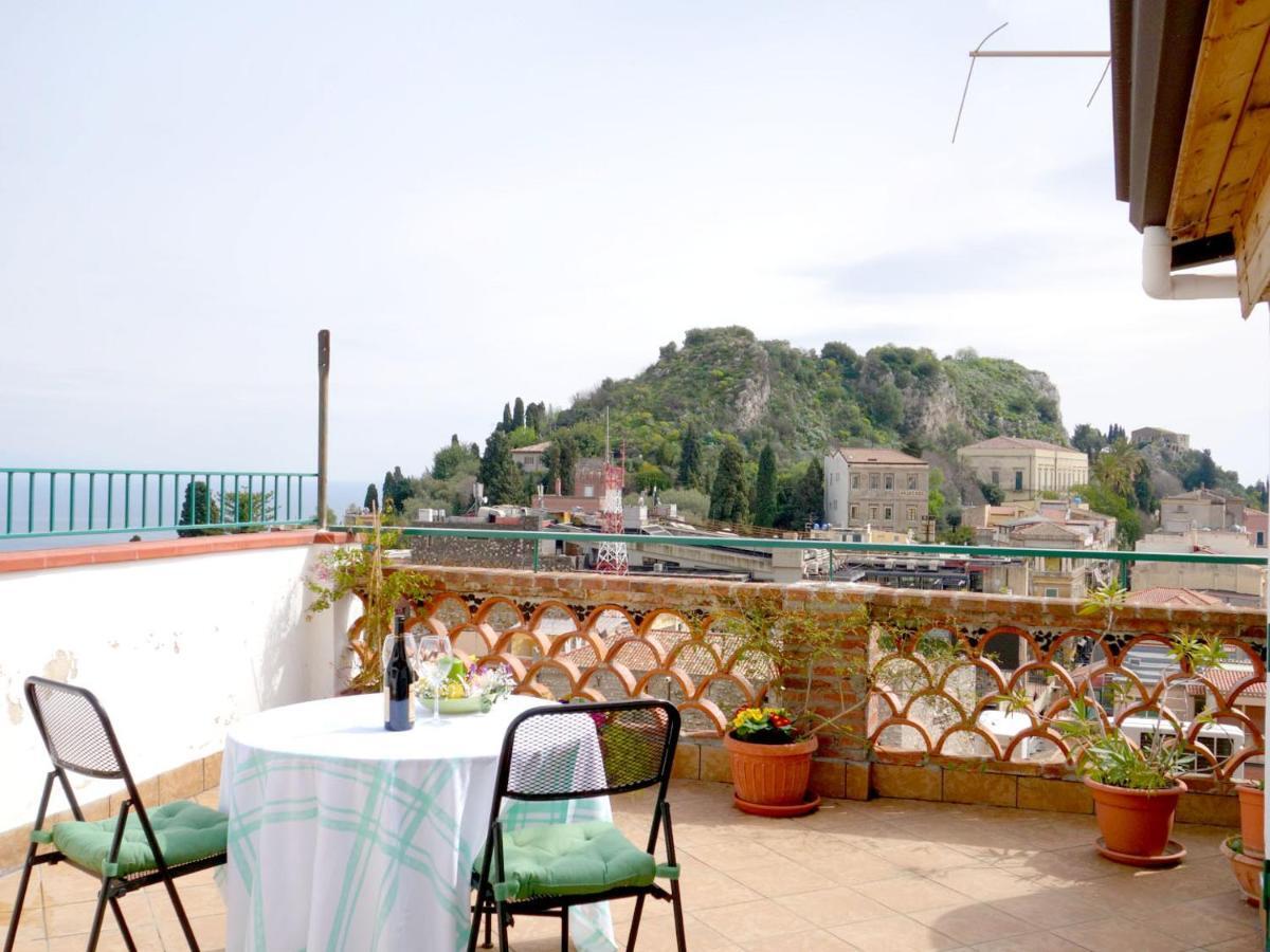 Bed And Breakfast Sorriso Taormina Exterior foto