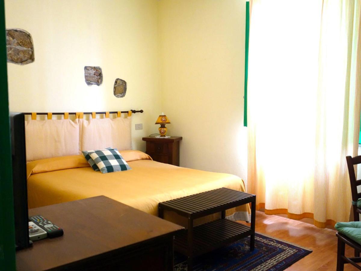 Bed And Breakfast Sorriso Taormina Exterior foto